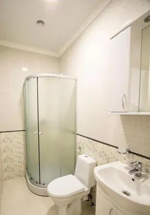 Uno Apart 3* Kyiv